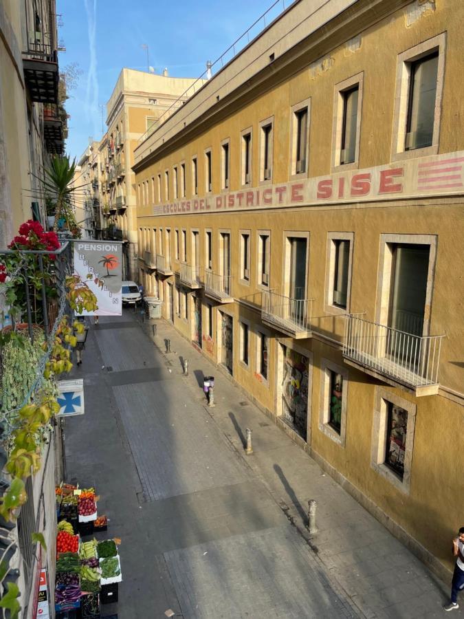 Pension Bertolin برشلونة المظهر الخارجي الصورة