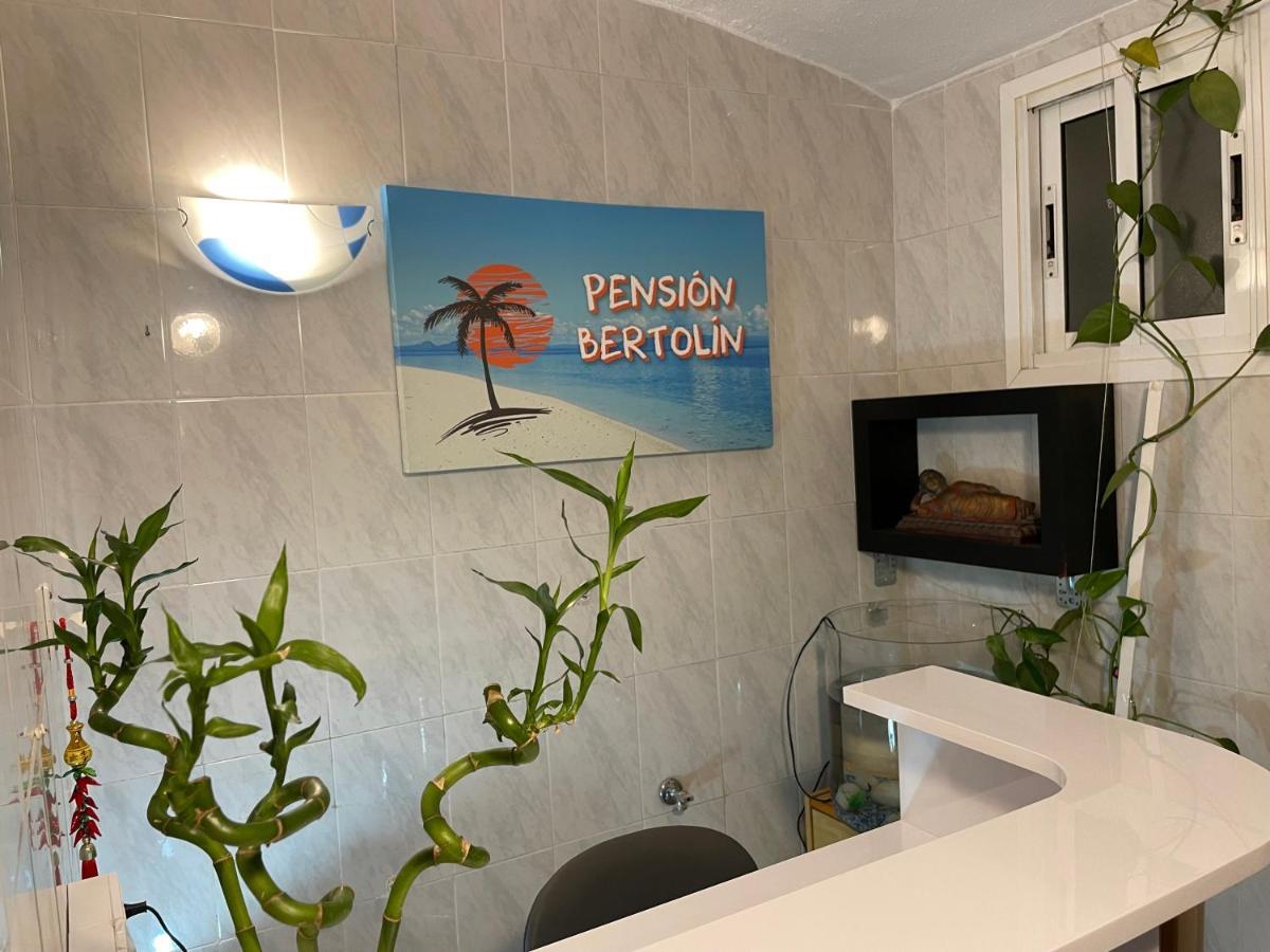Pension Bertolin برشلونة المظهر الخارجي الصورة